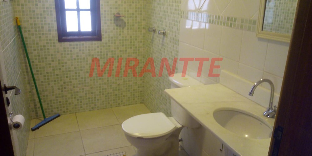 Sobrado de 469m² com 6 quartos em Serra da Cantareira