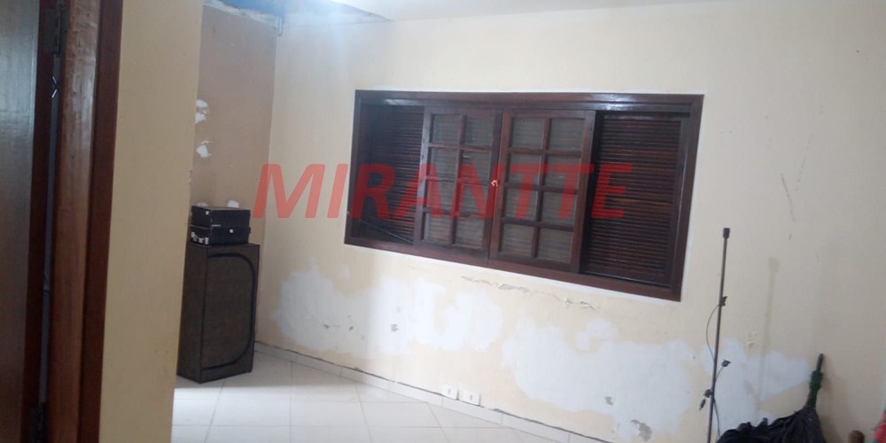 Sobrado de 469m² com 6 quartos em Serra da Cantareira