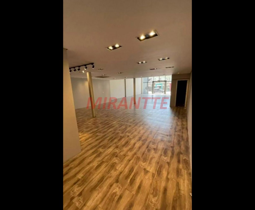 Comercial de 492m² em NÃO INFORMADO