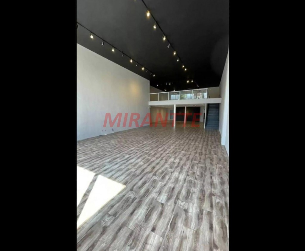 Comercial de 492m² em NÃO INFORMADO