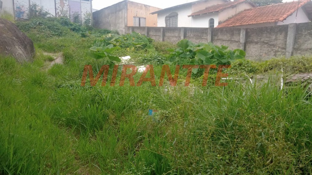 Terreno de 576m² em Tremembe