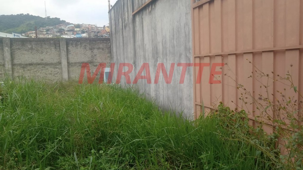 Terreno de 576m² em Tremembe