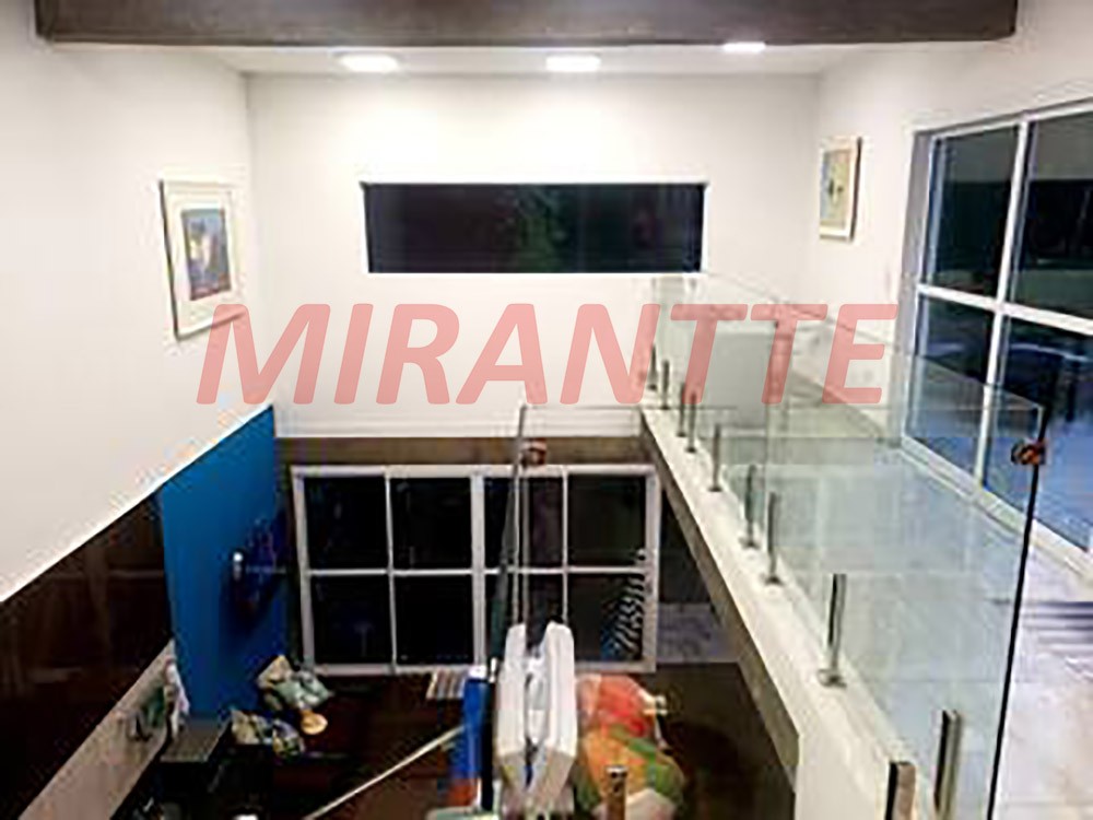 Sobrado de 177m² com 2 quartos em Ubatumirim