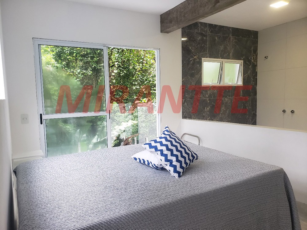 Sobrado de 177m² com 2 quartos em Ubatumirim