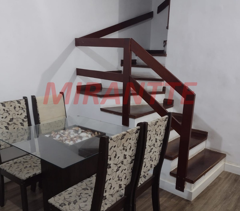 Sobrado de 85m² com 2 quartos em Vila Rica