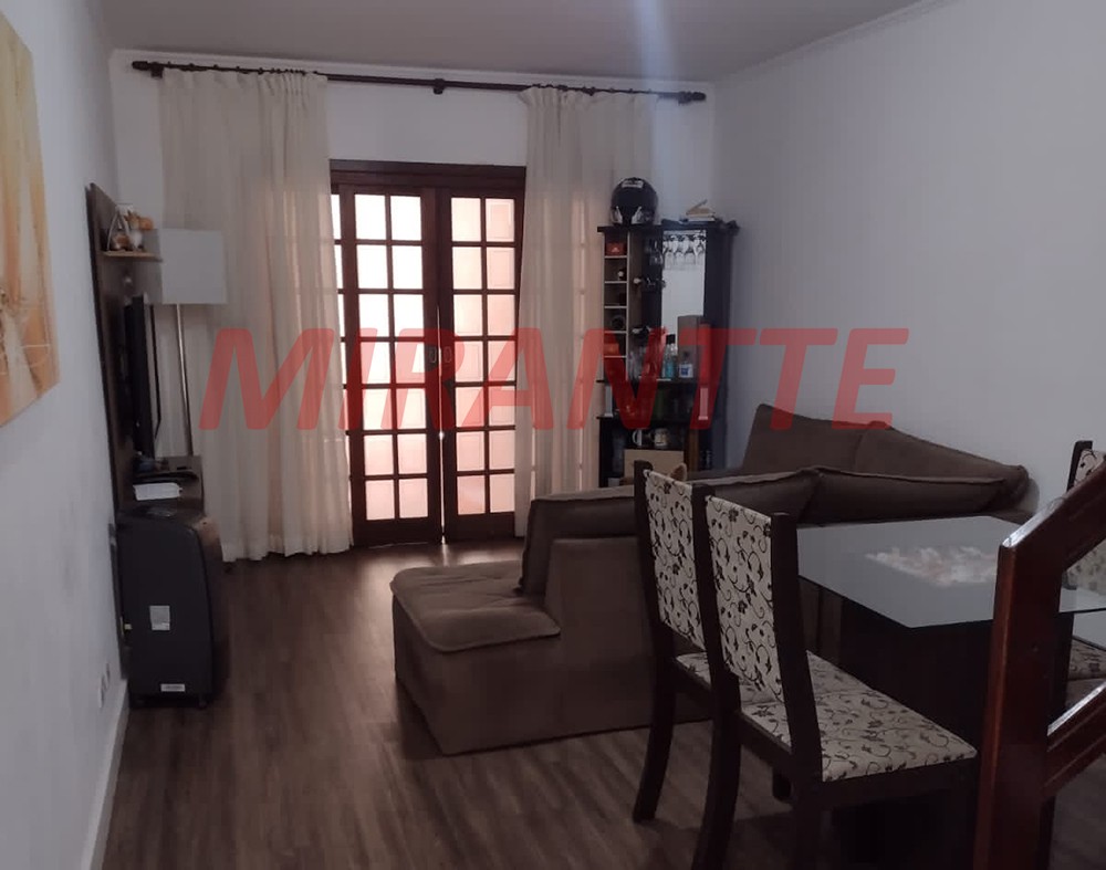 Sobrado de 85m² com 2 quartos em Vila Rica