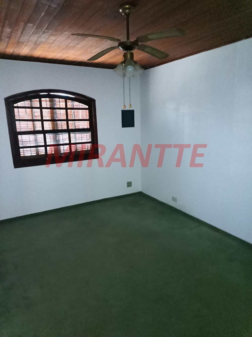 Sobrado de 180m² com 4 quartos em Vila Nova Mazzei