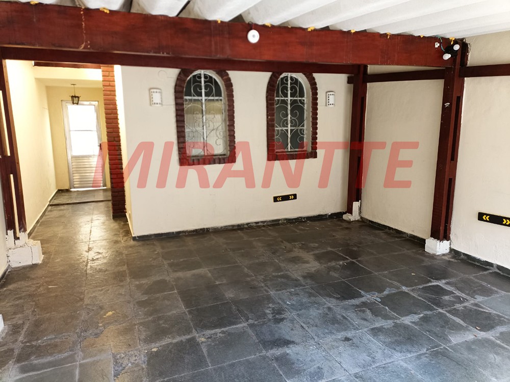 Sobrado de 180m² com 4 quartos em Vila Nova Mazzei