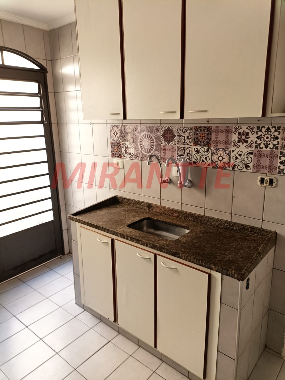 Sobrado de 180m² com 4 quartos em Vila Nova Mazzei