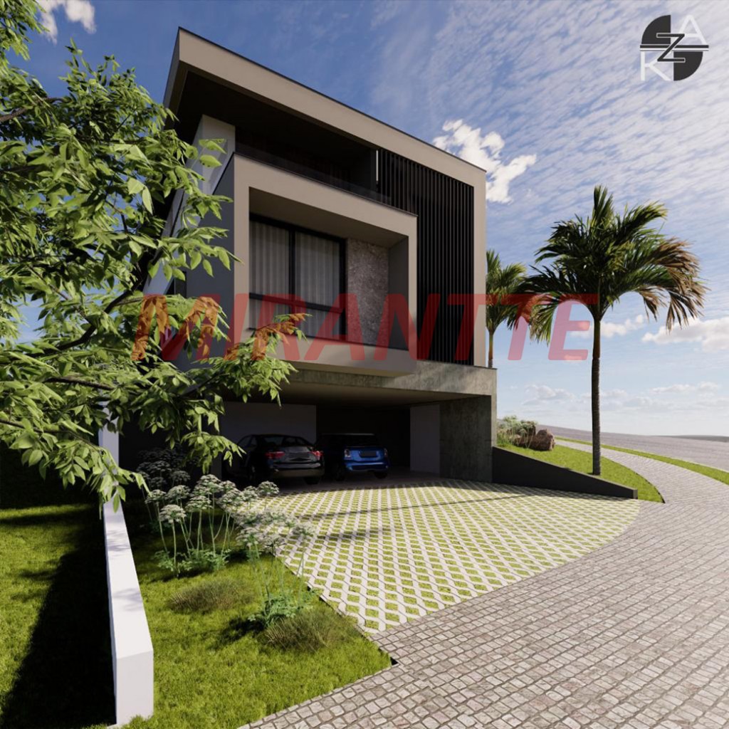 Sobrado de 423m² com 4 quartos em Centro