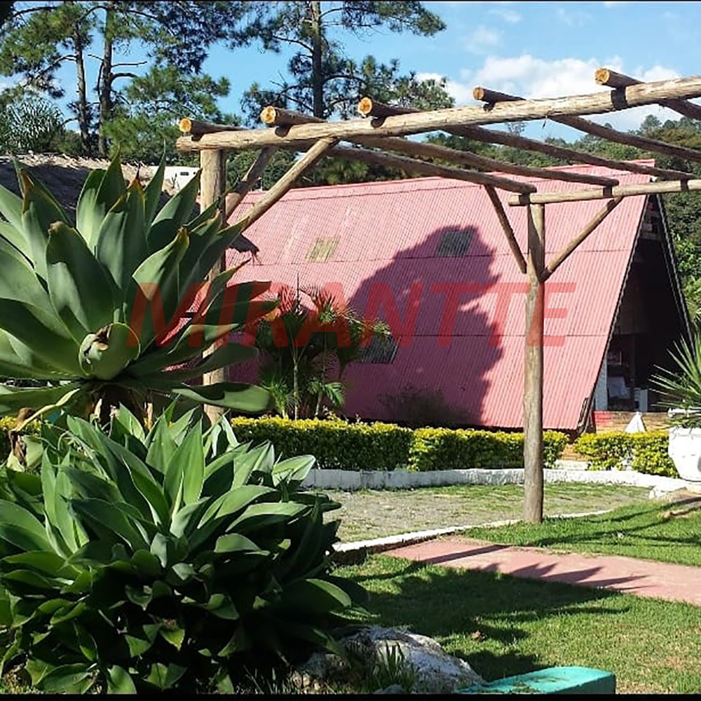ChÁcara com 6 quartos em PARQUE PETROPOLIS