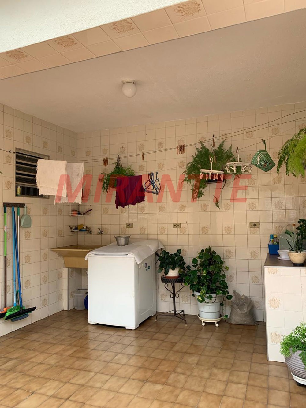 Casa terrea de 195m² com 3 quartos em Vila Nova Galvão