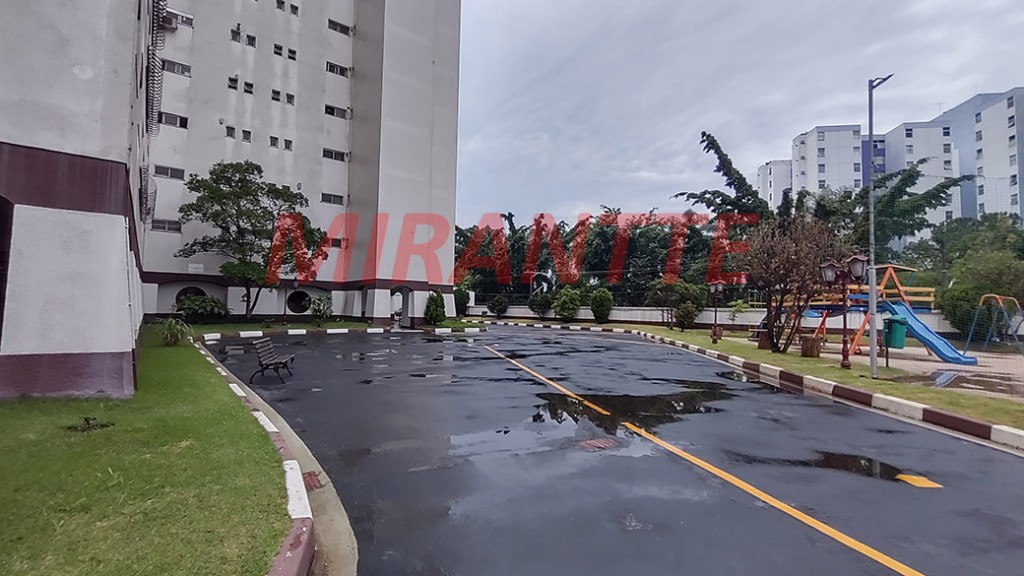 Apartamento de 83m² com 3 quartos em Santana