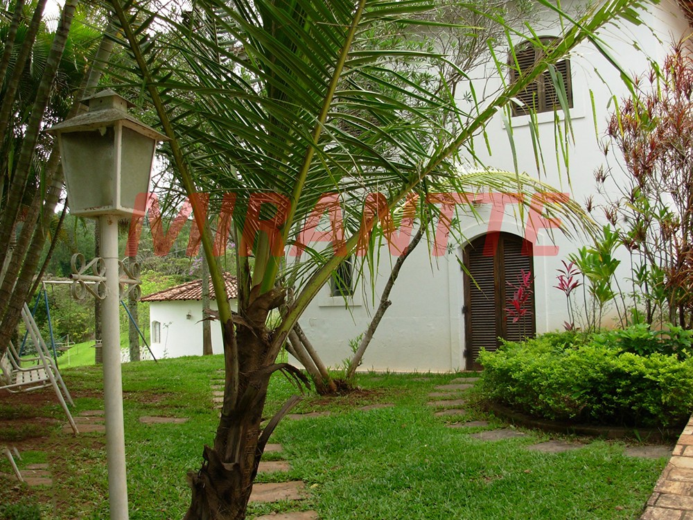 ChÁcara de 4007m² com 5 quartos em Chácaras Fernão Dias
