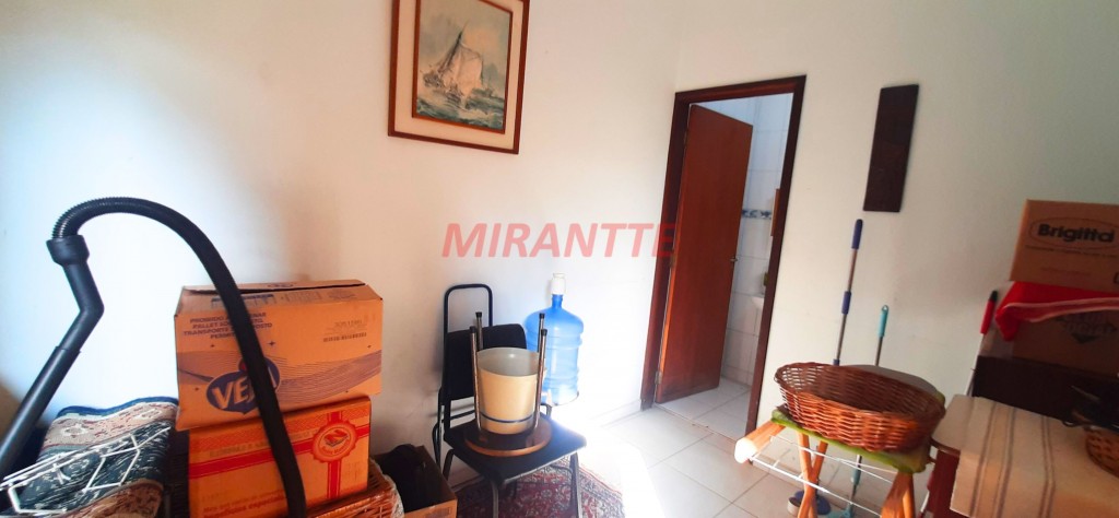 Sobrado de 400m² com 3 quartos em Conjunto Residencial Santa Terezinha