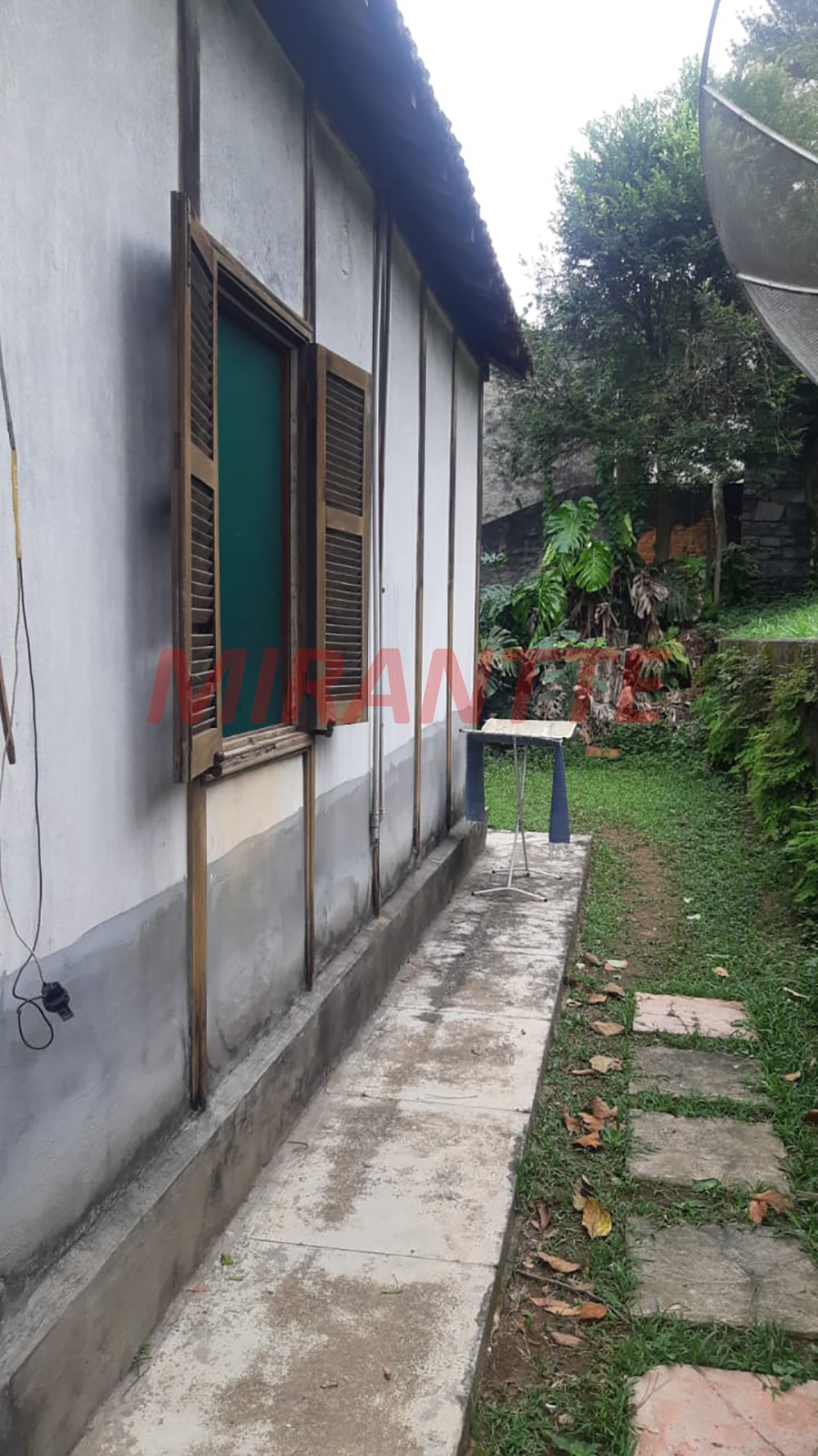 Terreno de 990m² em Jardim Floresta