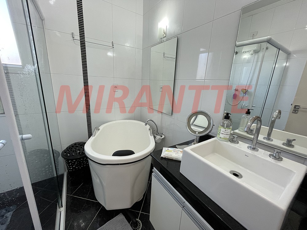 Sobrado de 208m² com 3 quartos em Parada Inglesa
