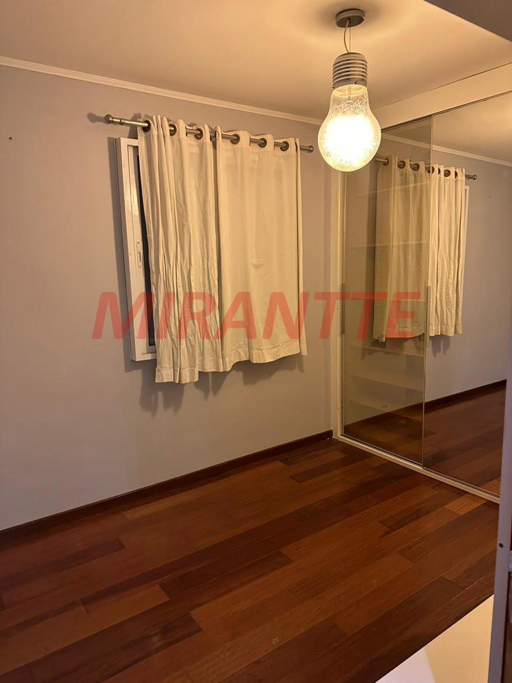 Apartamento de 64m² com 2 quartos em Aclimação