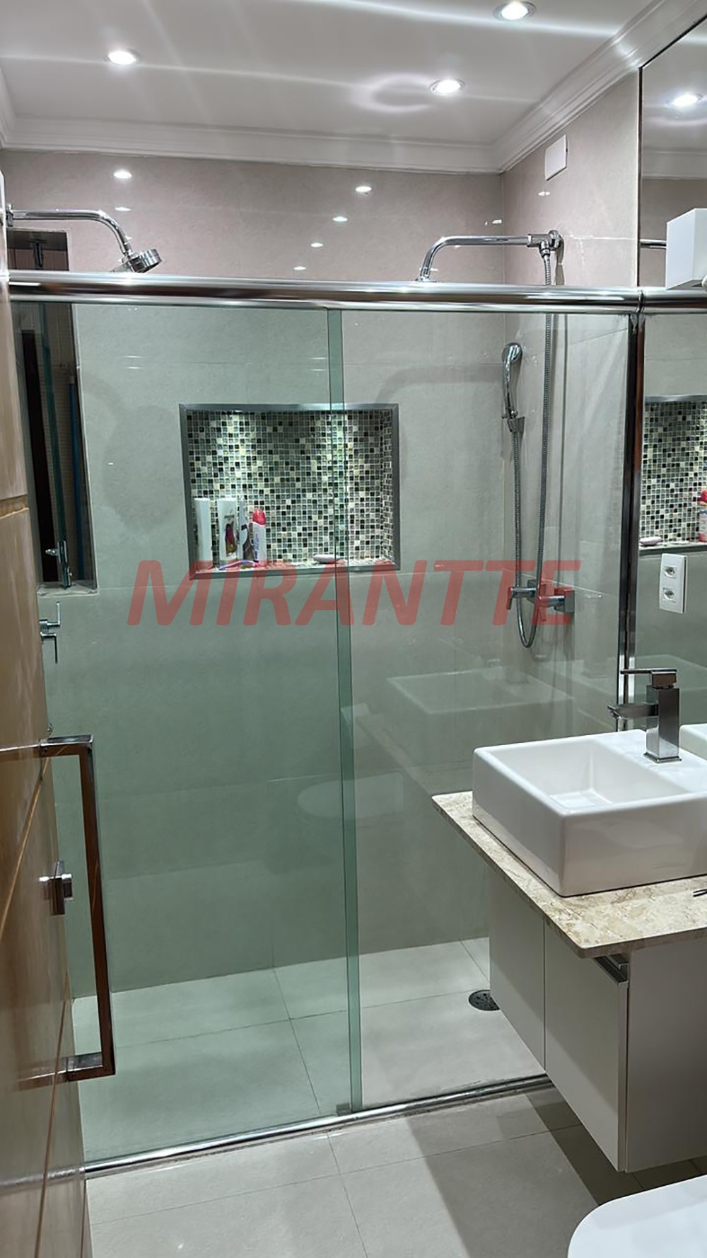 Apartamento de 64m² com 2 quartos em Aclimação