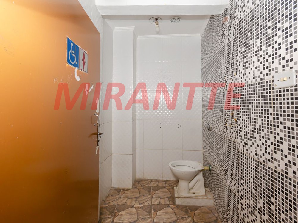 Comercial de 100m² em Santa Cecilia