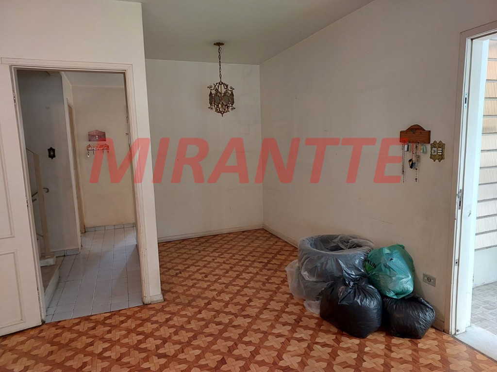Sobrado de 285m² com 3 quartos em Santana