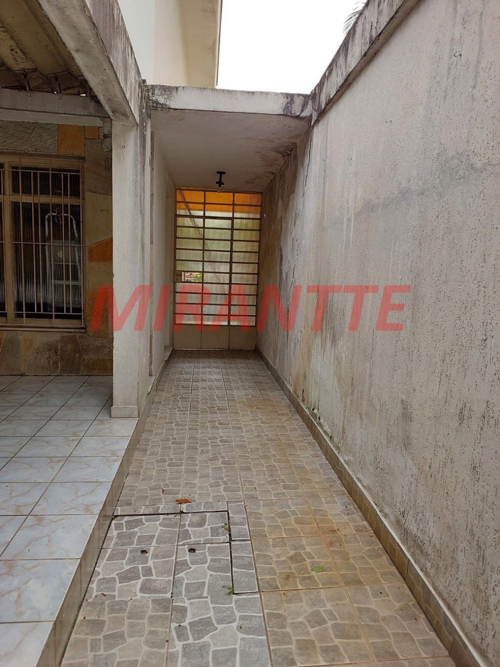 Sobrado de 285m² com 3 quartos em Santana