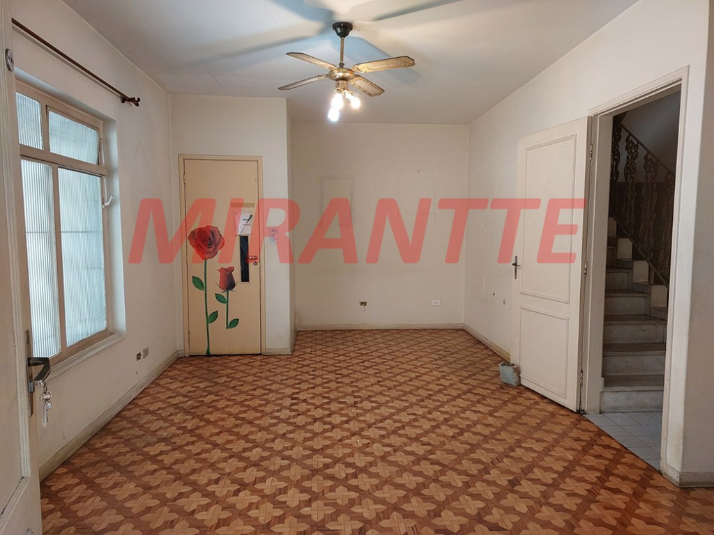 Sobrado de 285m² com 3 quartos em Santana