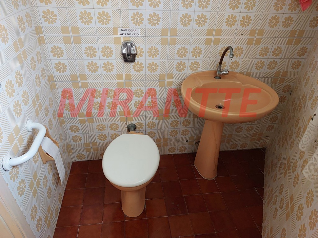 Sobrado de 285m² com 3 quartos em Santana