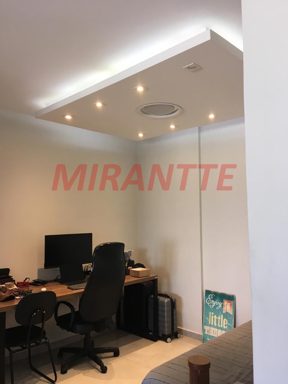 Apartamento de 75m² com 2 quartos em Santana