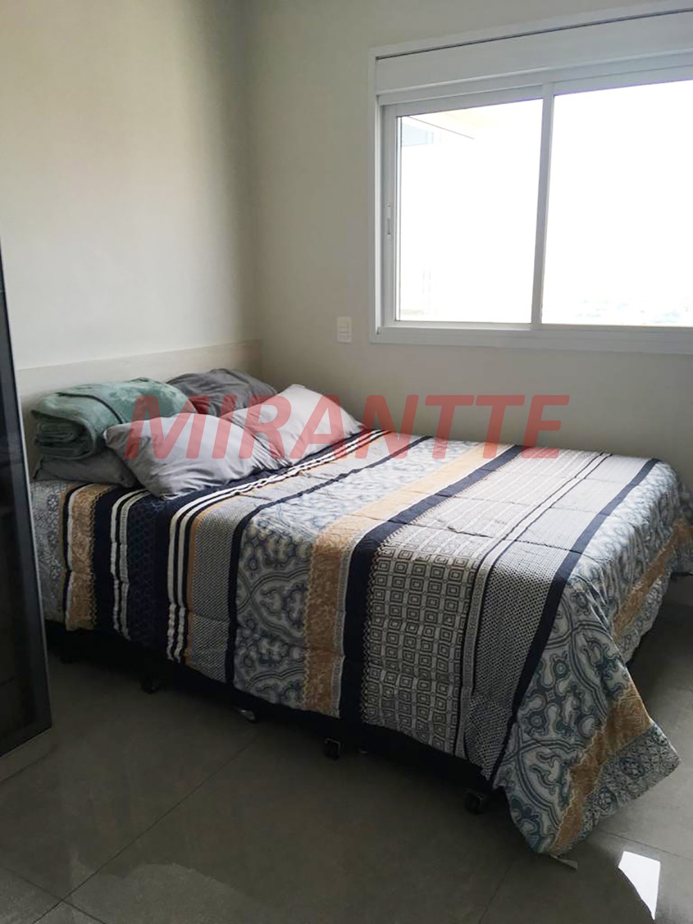 Apartamento de 75m² com 2 quartos em Santana