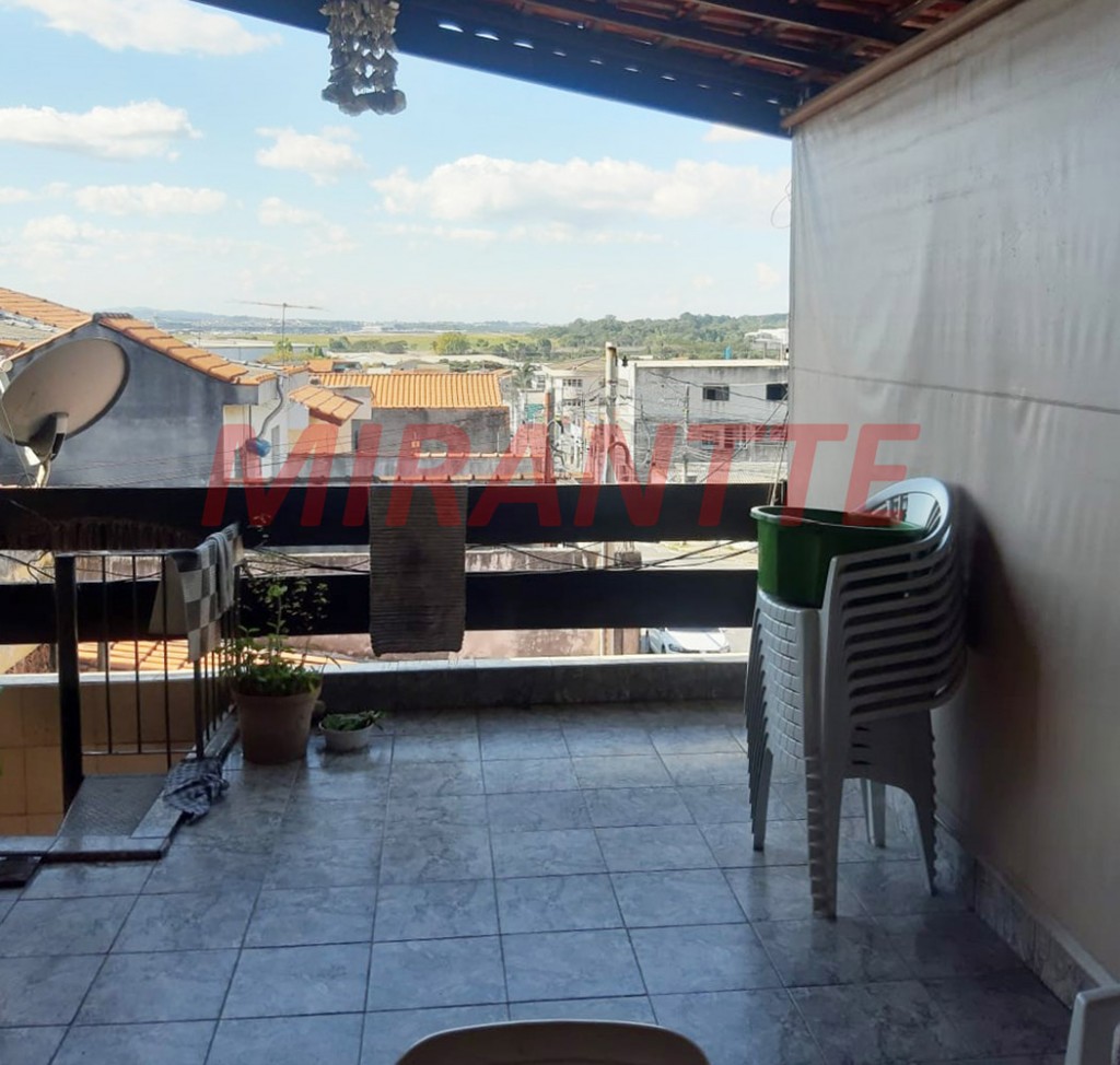 Sobrado de 158m² com 3 quartos em Vila Barros