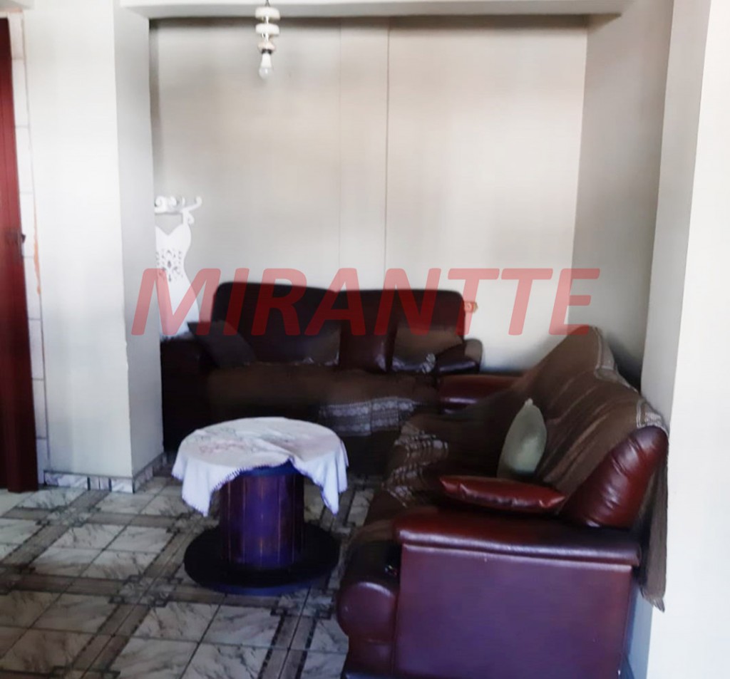 Sobrado de 158m² com 3 quartos em Vila Barros