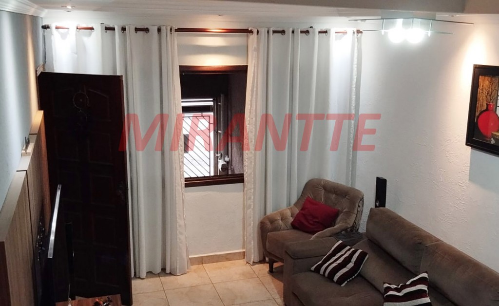 Sobrado de 213m² com 4 quartos em Parque Continental II
