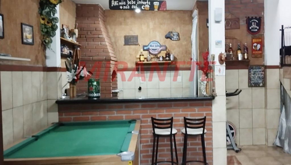 Sobrado de 213m² com 4 quartos em Parque Continental II