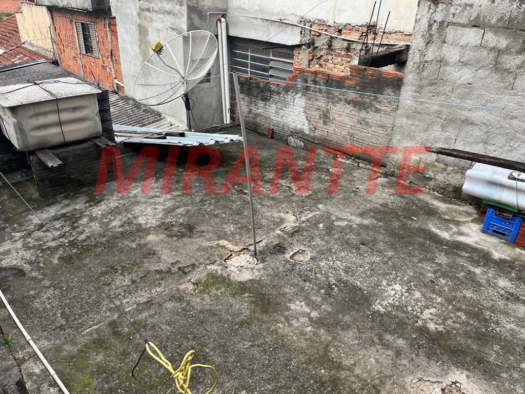 Terreno de 122m² em Santana