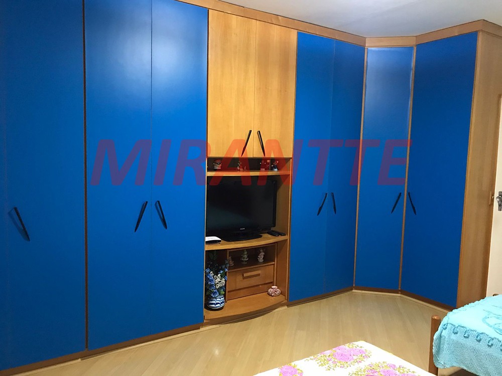 Sobrado de 264m² com 2 quartos em Picanço