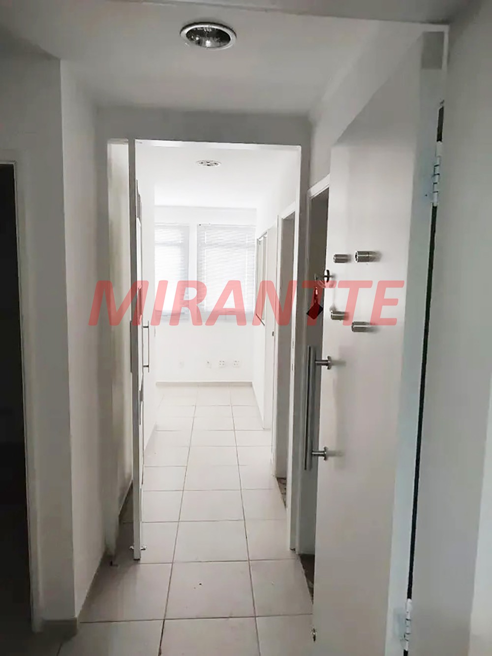 Conjunto comercial em Higienópolis