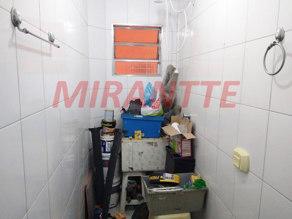 Sobrado de 231m² com 3 quartos em Jardim Gracinda