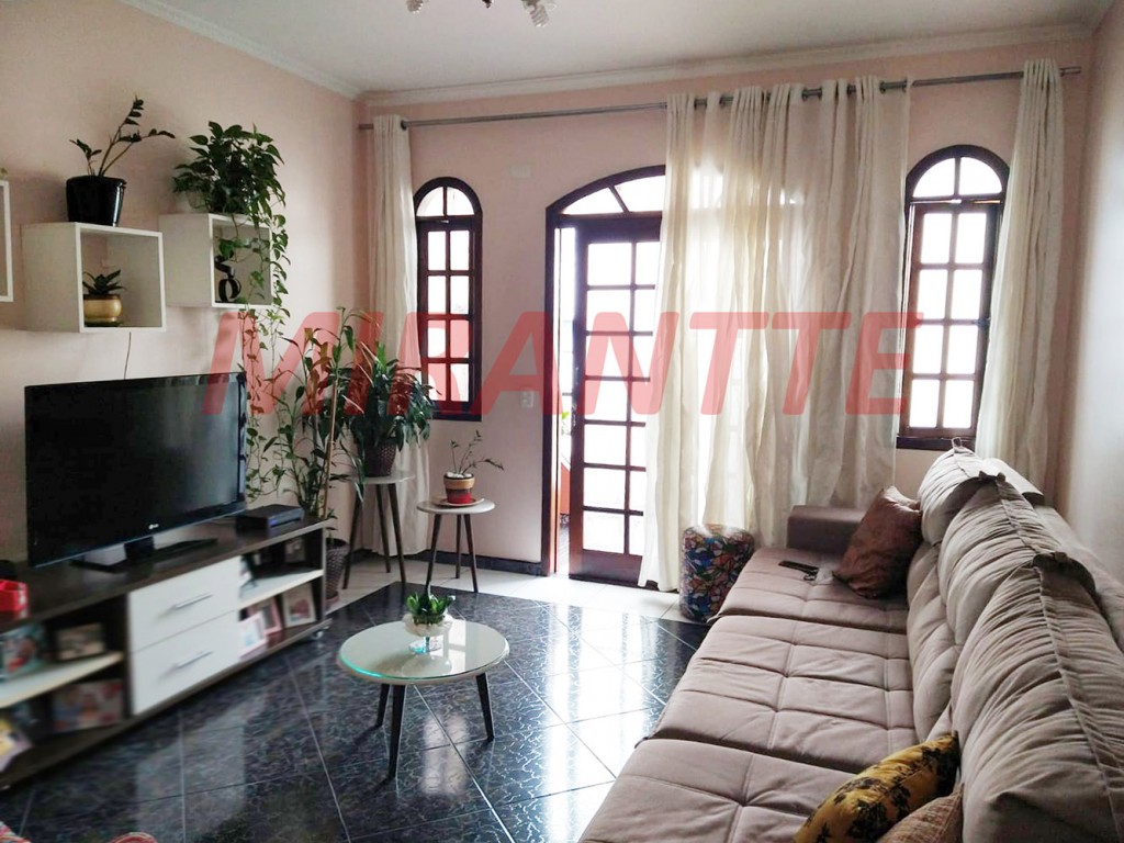 Sobrado de 231m² com 3 quartos em Jardim Gracinda