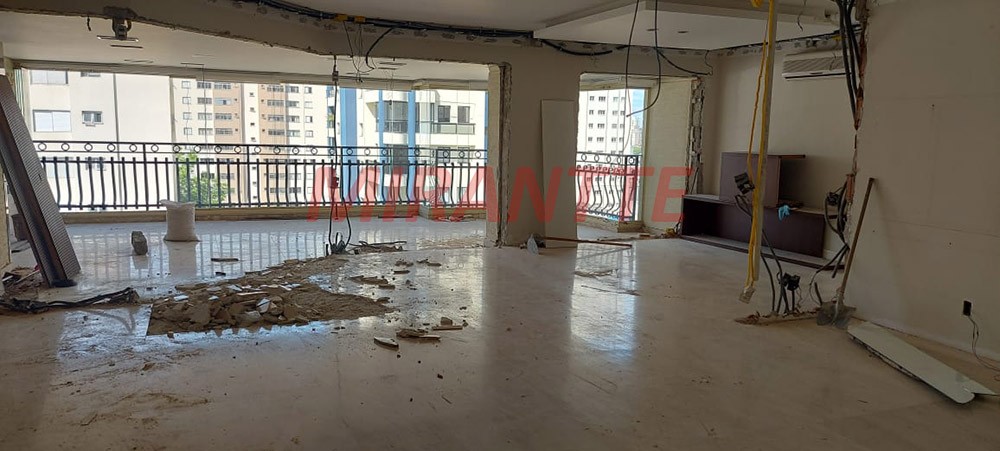 Apartamento de 264m² com 4 quartos em Santana