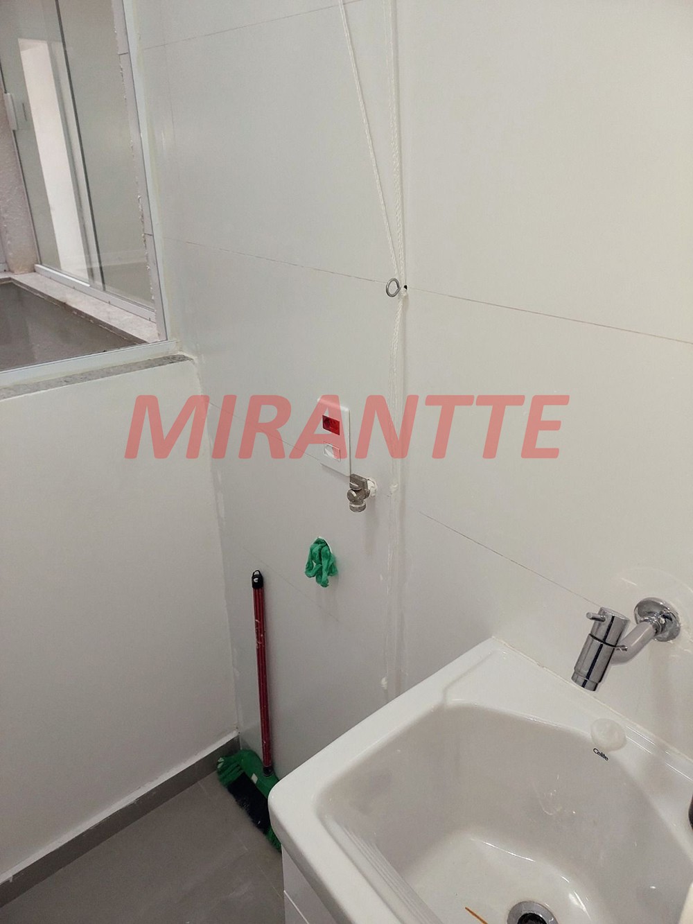 Cond. fechado de 35m² com 1 quartos em Bortolândia