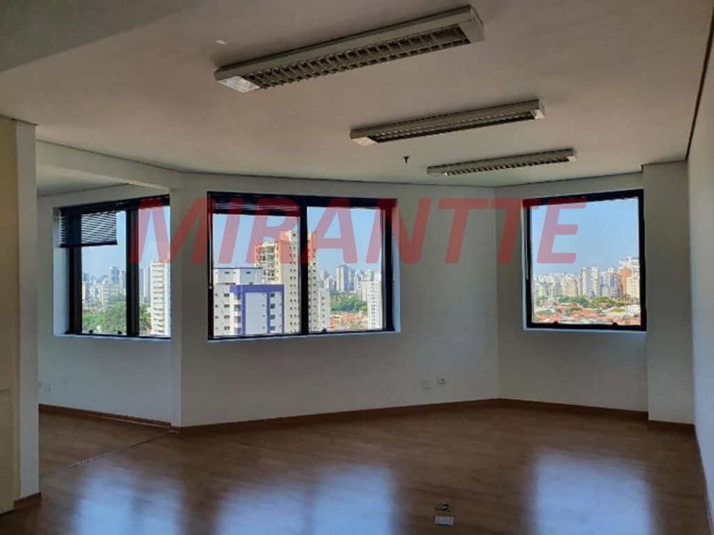 Conjunto comercial de 68m² em Cidade Monções