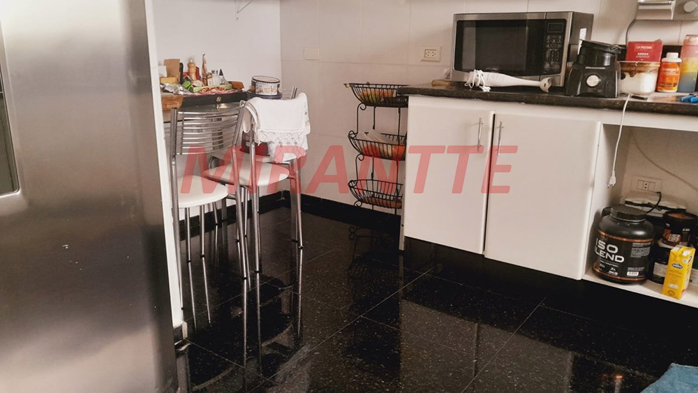 Casa terrea de 350m² com 4 quartos em Paraíso
