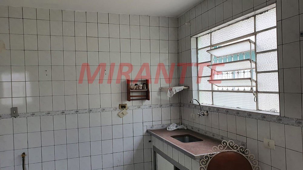 Casa terrea de 237m² com 5 quartos em Vila Nivi