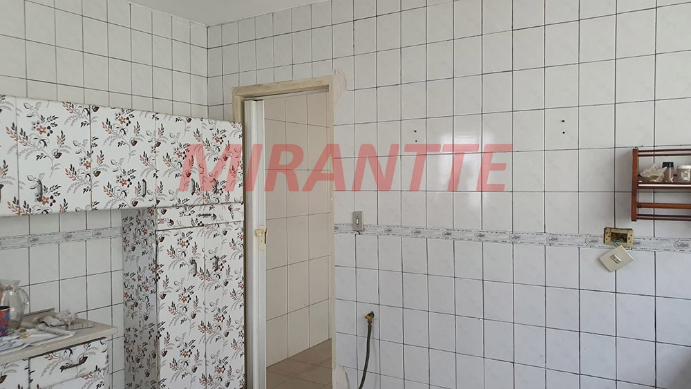 Casa terrea de 237m² com 5 quartos em Vila Nivi