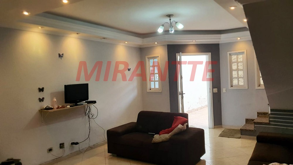 Casa terrea de 237m² com 5 quartos em Vila Nivi