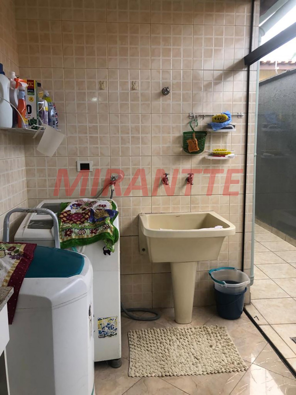 Casa terrea de 290m² com 3 quartos em Barro Branco