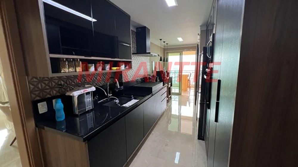 Apartamento de 1.43m² com 3 quartos em Santana