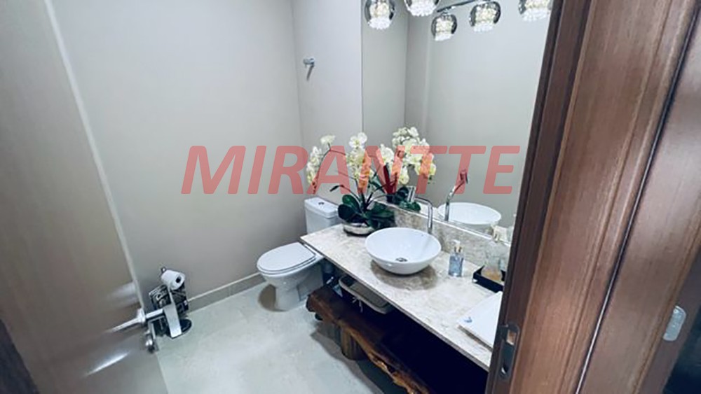 Apartamento de 1.43m² com 3 quartos em Santana