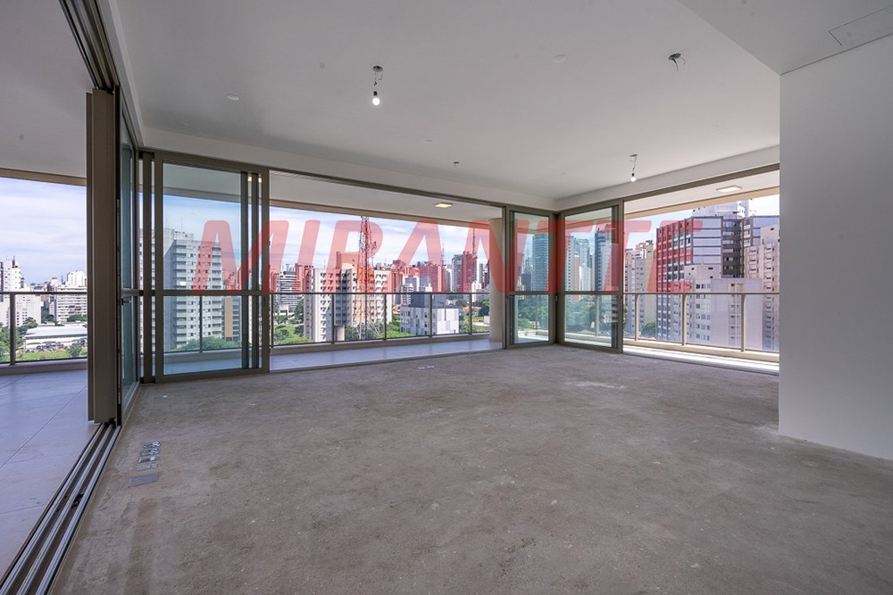 Apartamento de 294m² com 4 quartos em Ibirapuera
